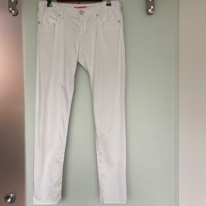 Like new white Lilly Pulitzer pants size 8